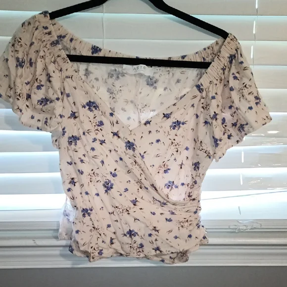 Astr Cream and Blue Puff Sleeve Wrap Blouse - Picture 1 of 8